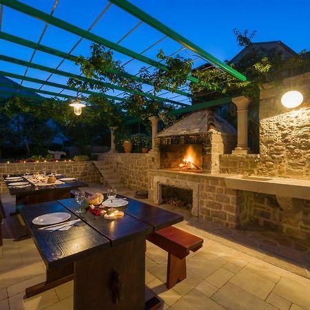 Apartments Villa Vallum Bol Zewnętrze zdjęcie