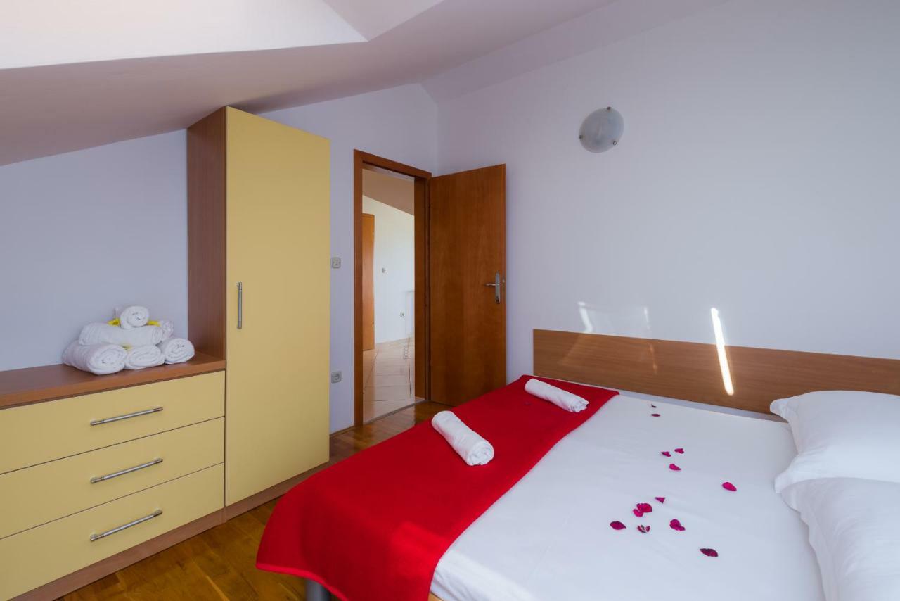 Apartments Villa Vallum Bol Zewnętrze zdjęcie
