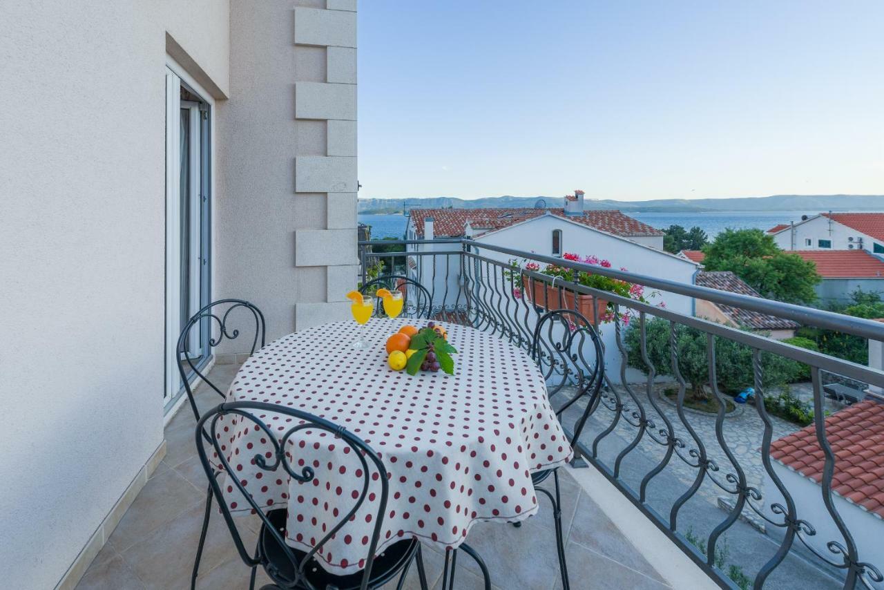 Apartments Villa Vallum Bol Zewnętrze zdjęcie