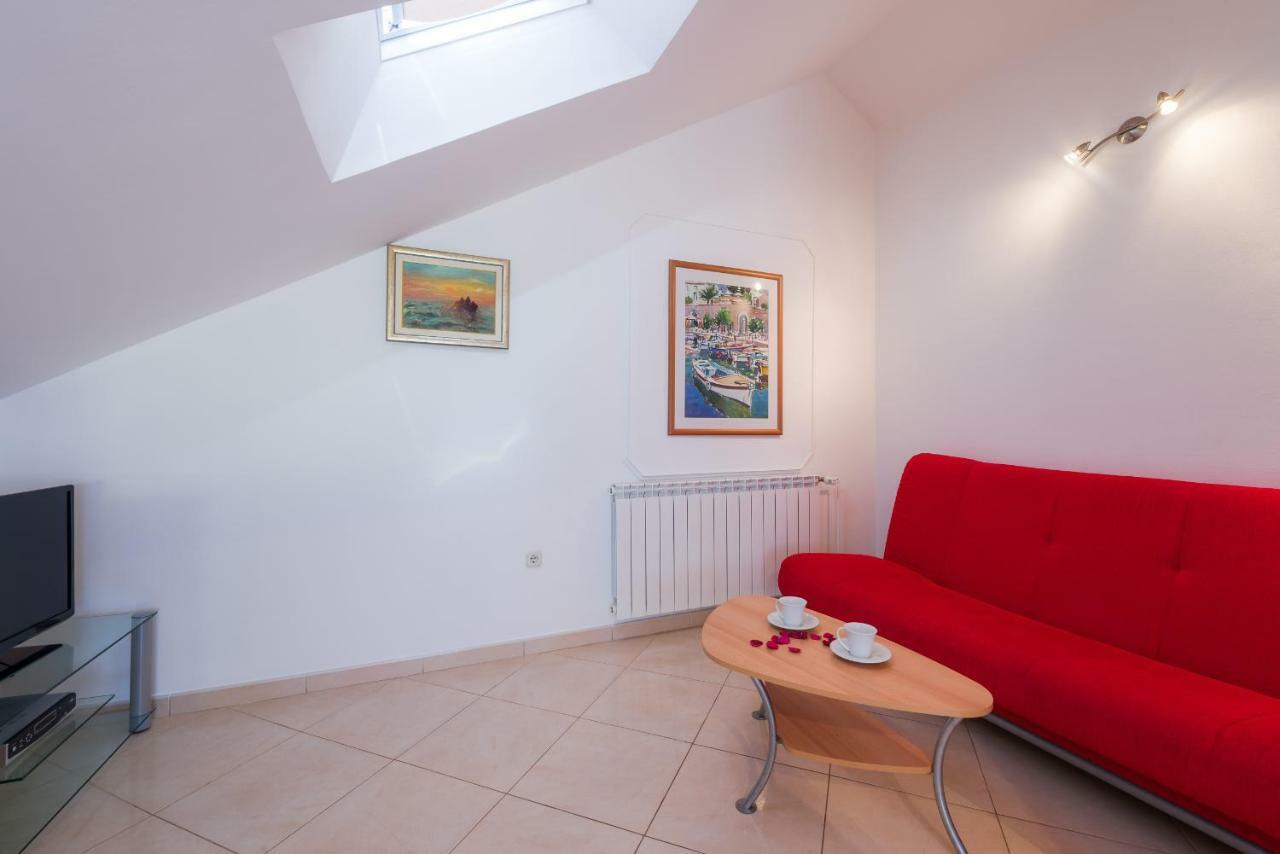 Apartments Villa Vallum Bol Zewnętrze zdjęcie