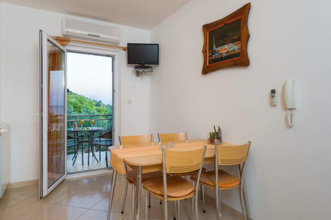 Apartments Villa Vallum Bol Zewnętrze zdjęcie