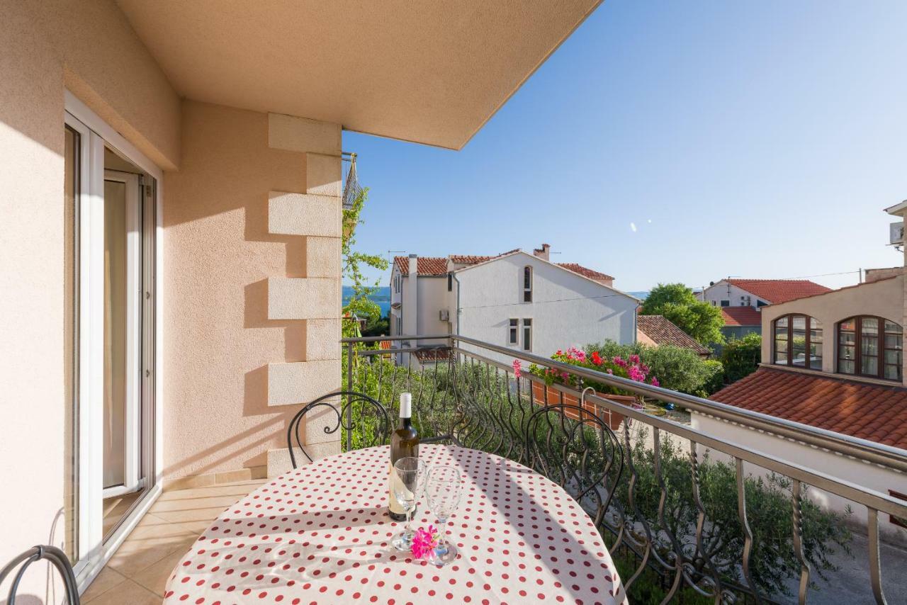 Apartments Villa Vallum Bol Zewnętrze zdjęcie