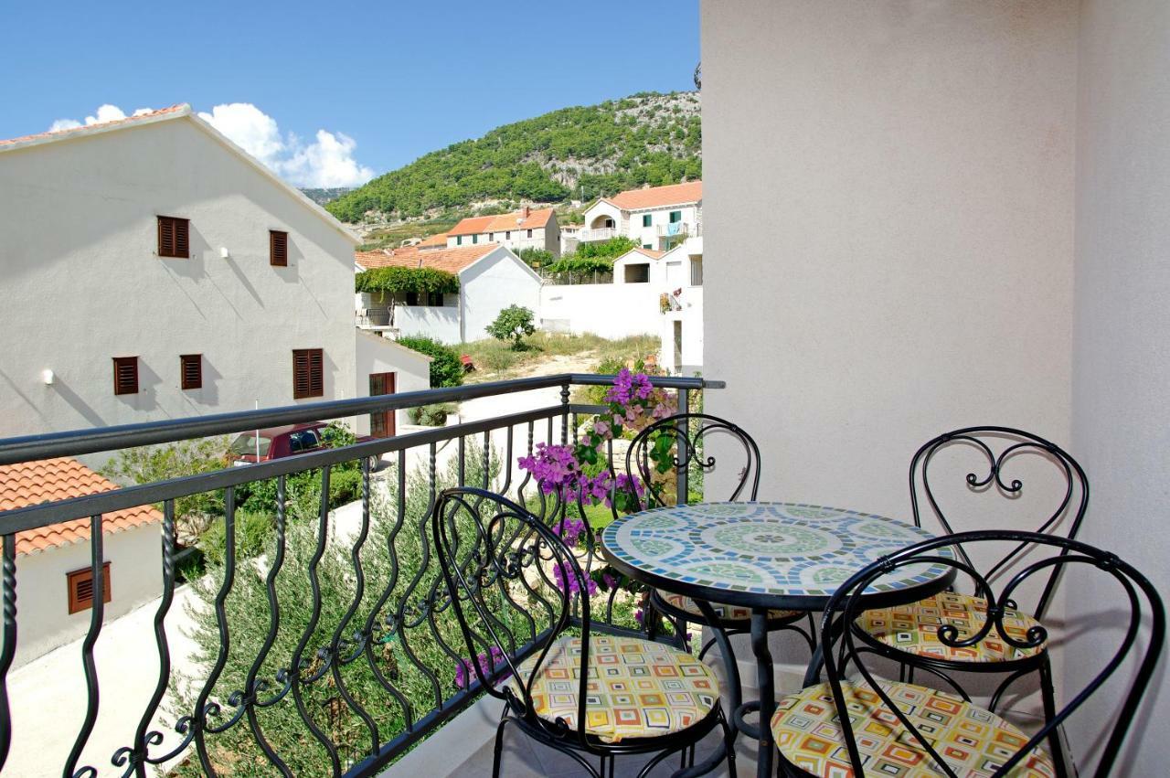 Apartments Villa Vallum Bol Zewnętrze zdjęcie