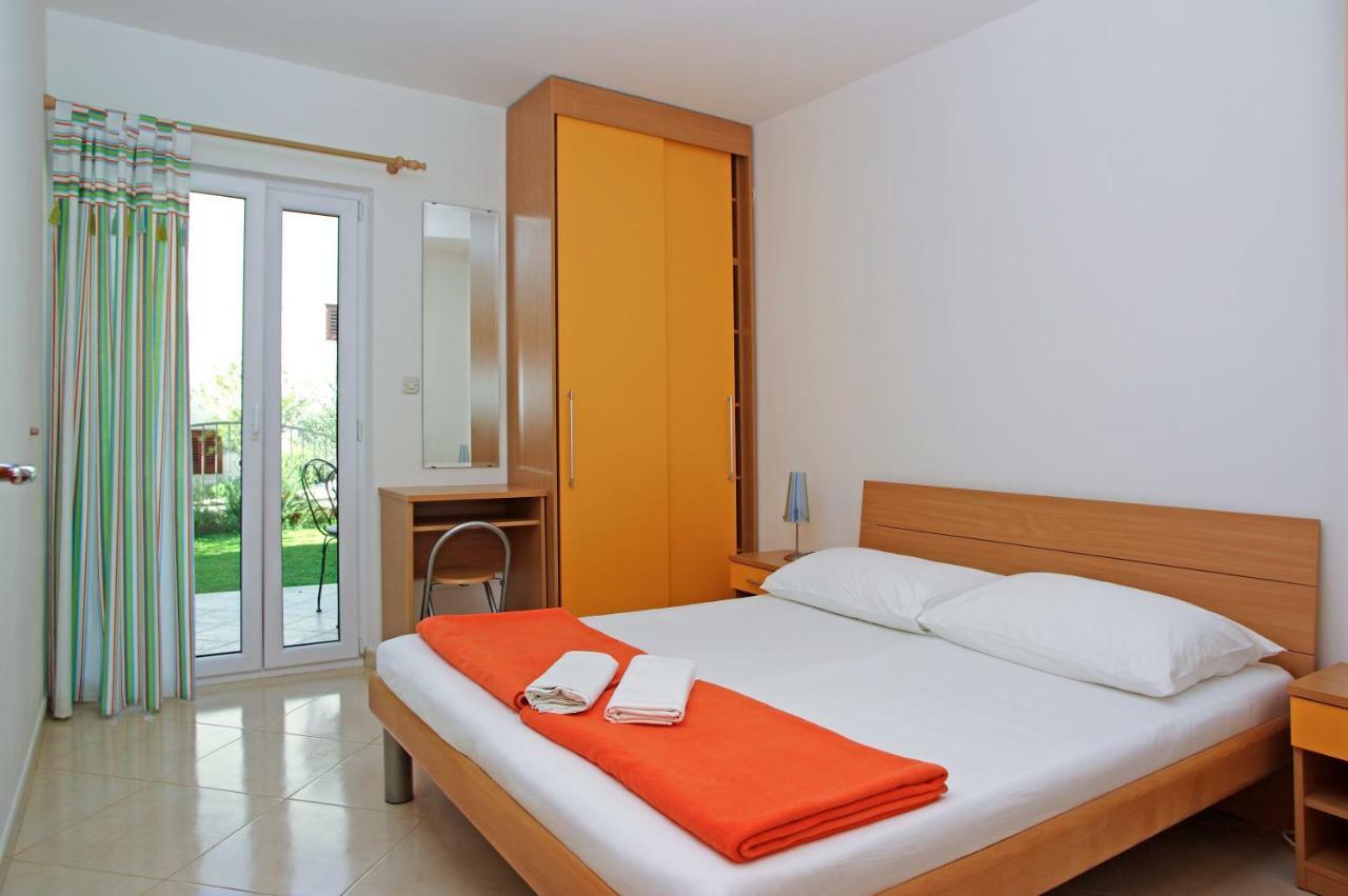 Apartments Villa Vallum Bol Zewnętrze zdjęcie