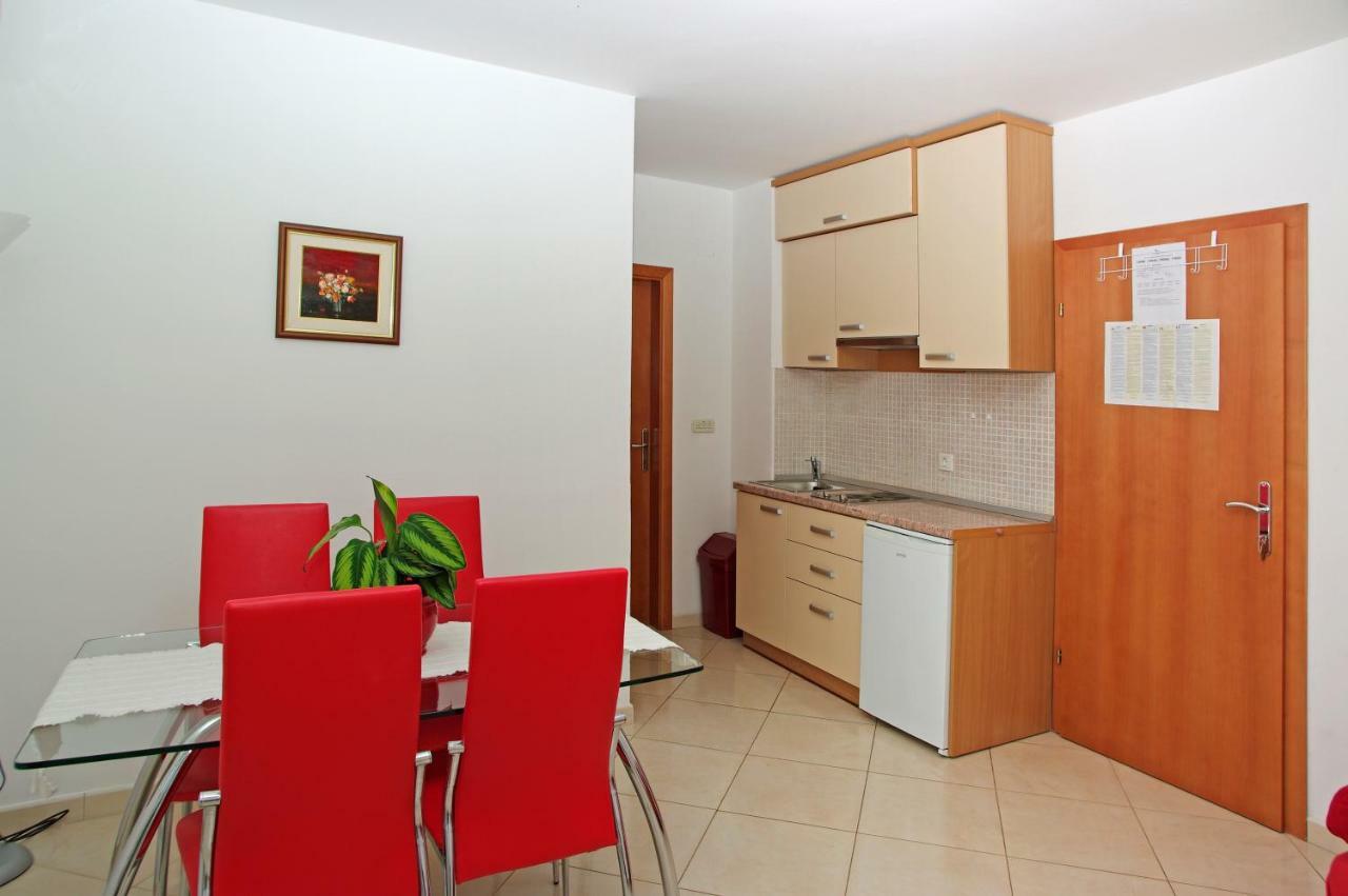 Apartments Villa Vallum Bol Zewnętrze zdjęcie