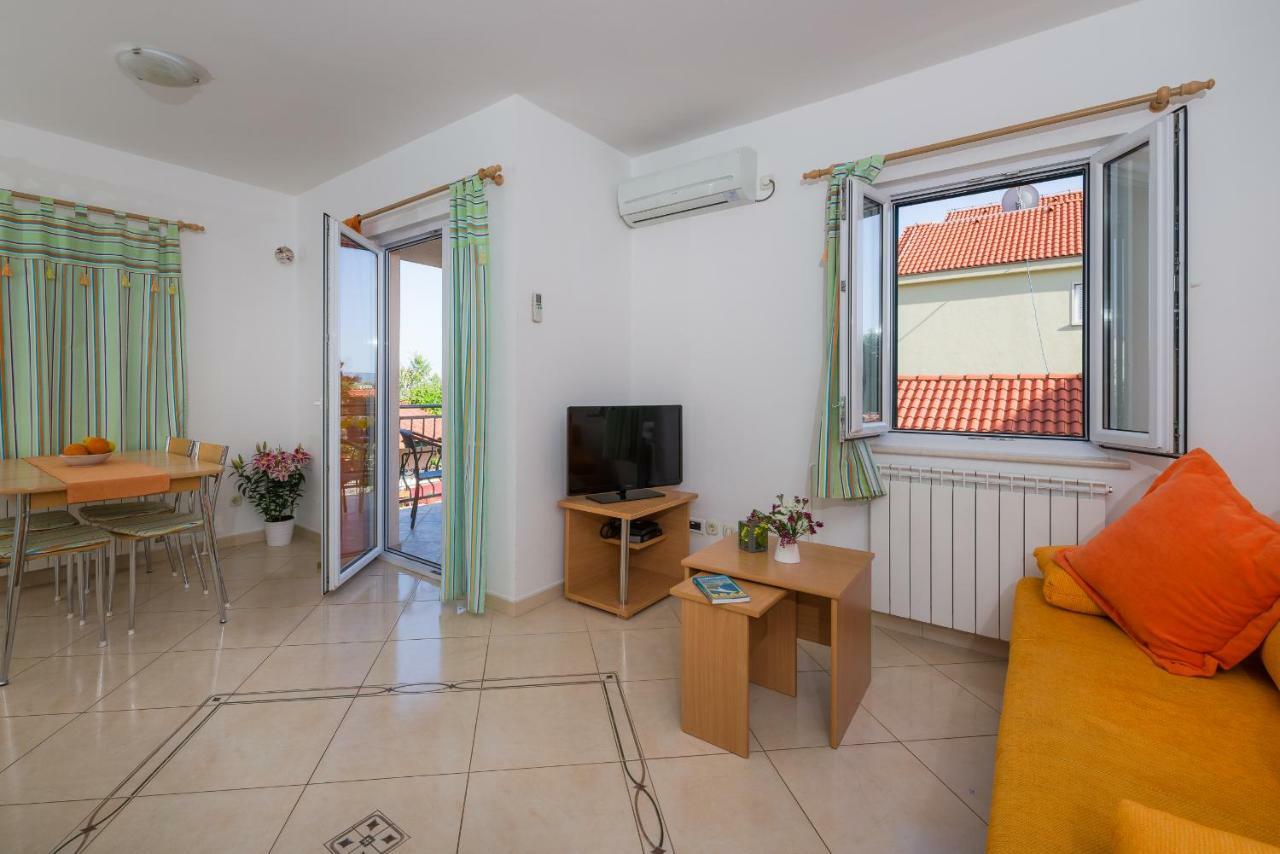 Apartments Villa Vallum Bol Zewnętrze zdjęcie