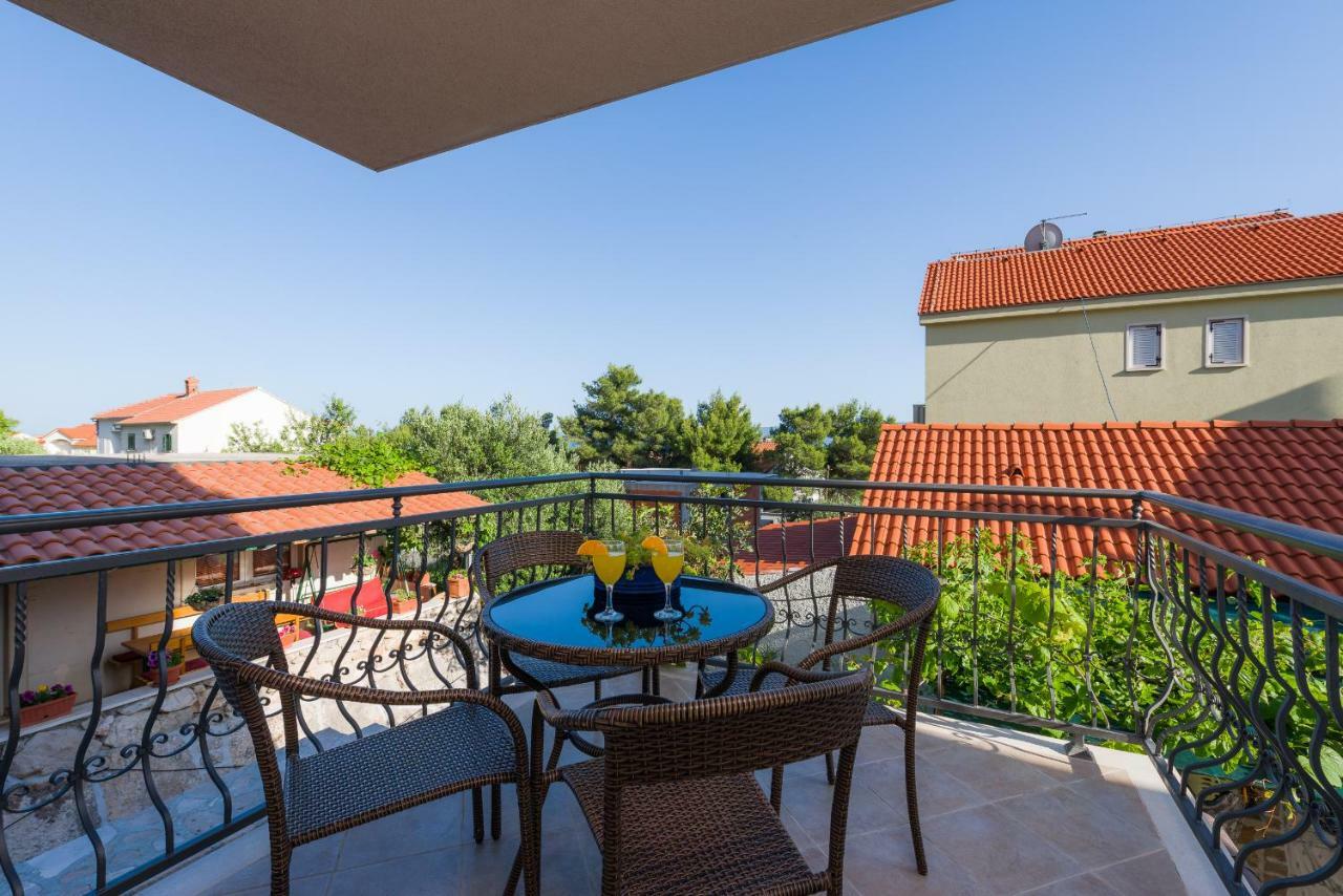Apartments Villa Vallum Bol Zewnętrze zdjęcie